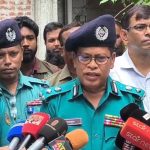 ঘটনাস্থল পরিদর্শন শেষে সাংবাদিকদের সঙ্গে কথা বলেন নবাগত আরএমপি কমিশনার মাহবুবুর রশীদ
